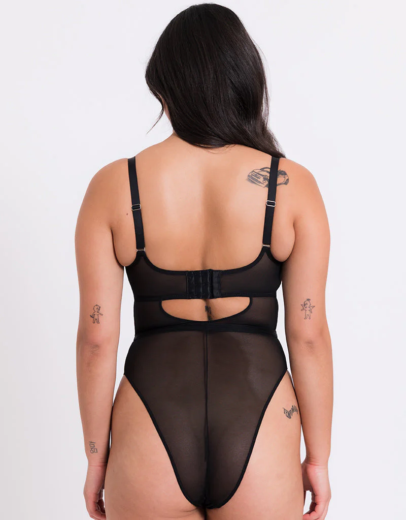 Curvy Kate Frill Me Balcony Bodysuit Black/Pink - Image 6